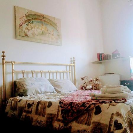 Big Room In Private Appartament, Close To The Station And Center Of City Bérgamo Exterior foto